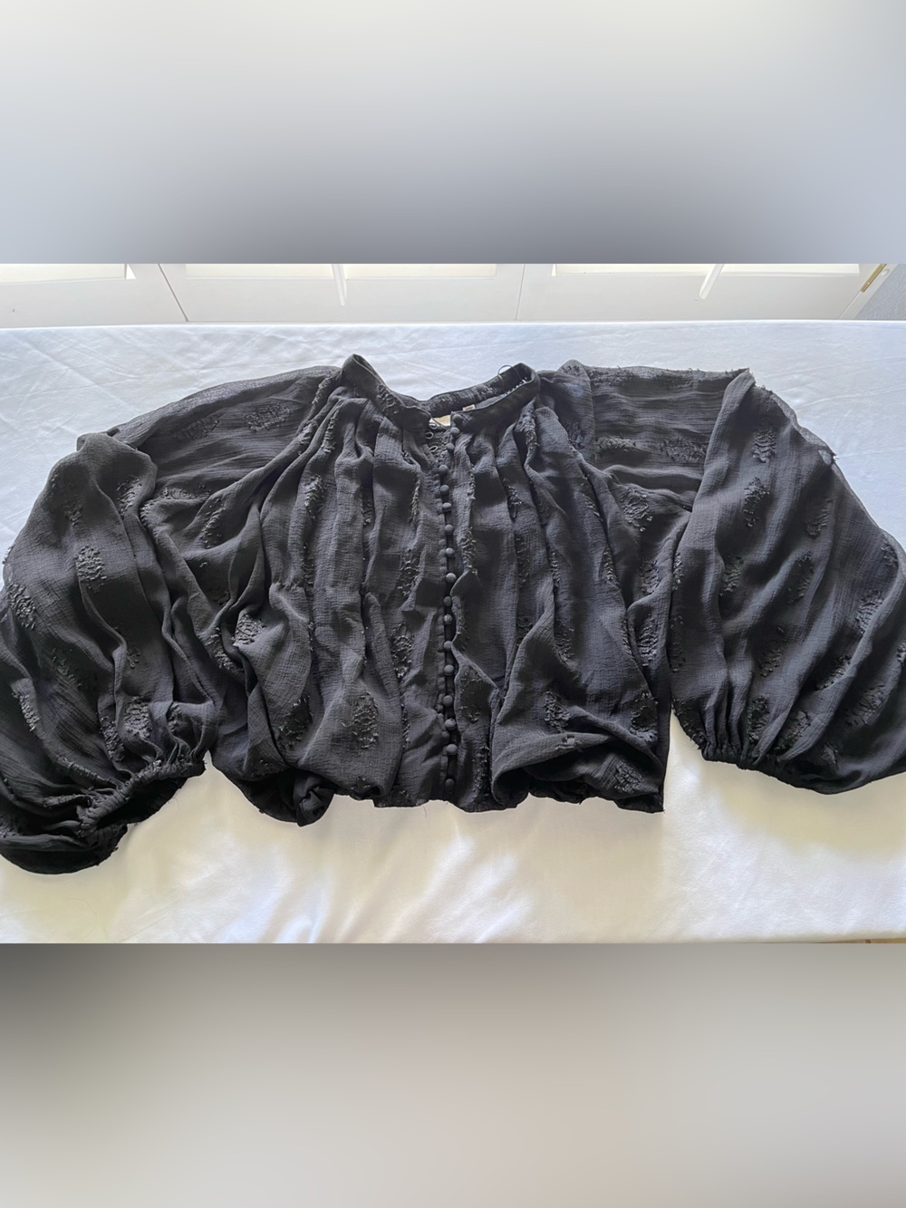 Zara Black Textured blouse USA LARGE MEX 30 - Picture 1 of 3